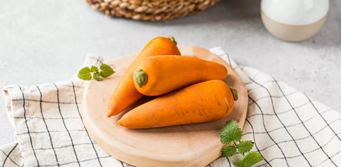 Пирожное «Морковка» и рыбные медальоны с эдамами: новинки недели